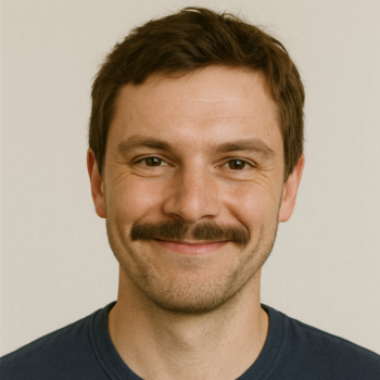 Gabe Shapard headshot